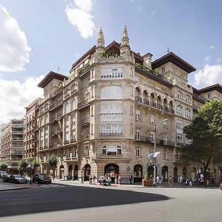 Habitacion En Vivienda Gran Via بلباو المظهر الخارجي الصورة