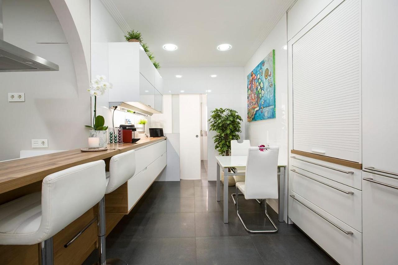 Habitacion En Vivienda Gran Via بلباو المظهر الخارجي الصورة