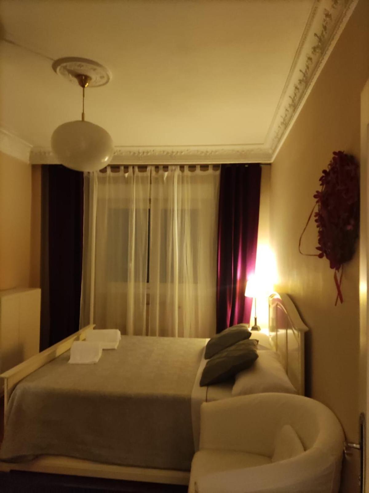 Habitacion En Vivienda Gran Via بلباو الغرفة الصورة
