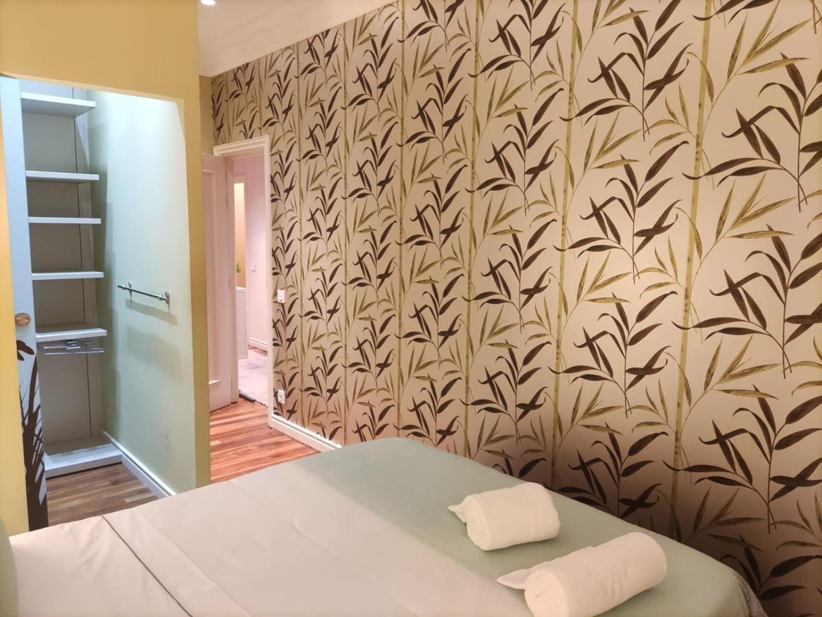 Habitacion En Vivienda Gran Via بلباو الغرفة الصورة
